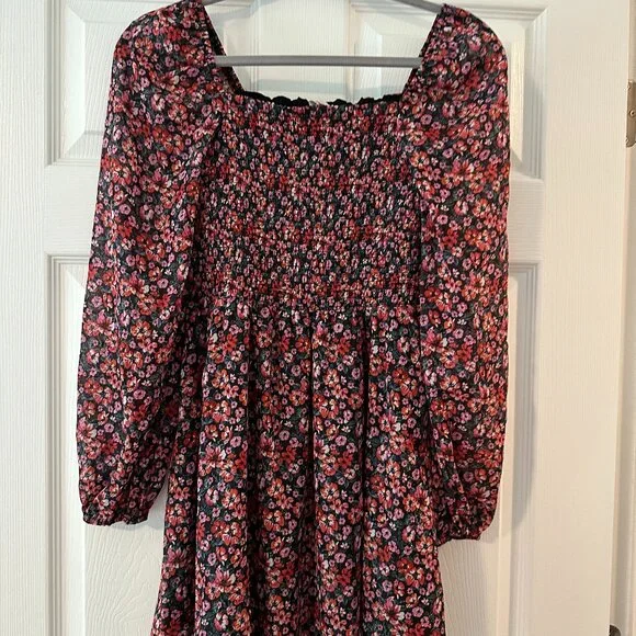 Floral Smocked Long Sleeve Mini Dress – Size M - Picture 1 of 3